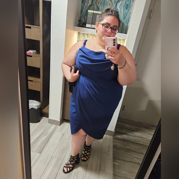 Meet your Posher, Alexandra - Picture 2 of 3